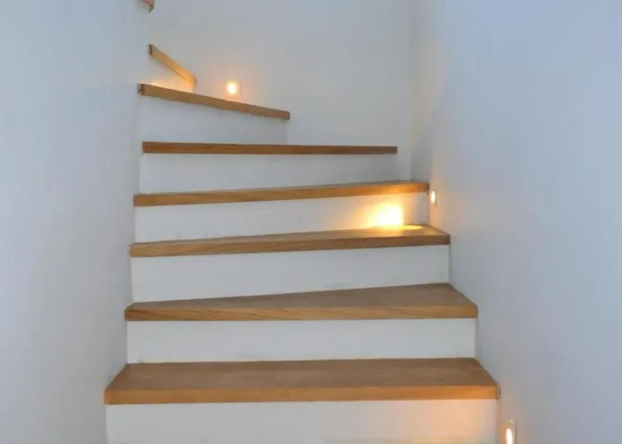 Ayayorgide Odalar Banyolu Sifir *